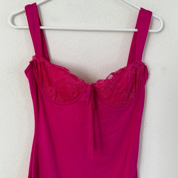 NWT Outcast Dionne Mini Dress Hot Pink - Picture 3 of 9